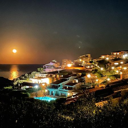 Apartament San Teodoro Punta Est Stupendo Trilocale Vista Mare Capo Coda Cavallo Zewnętrze zdjęcie
